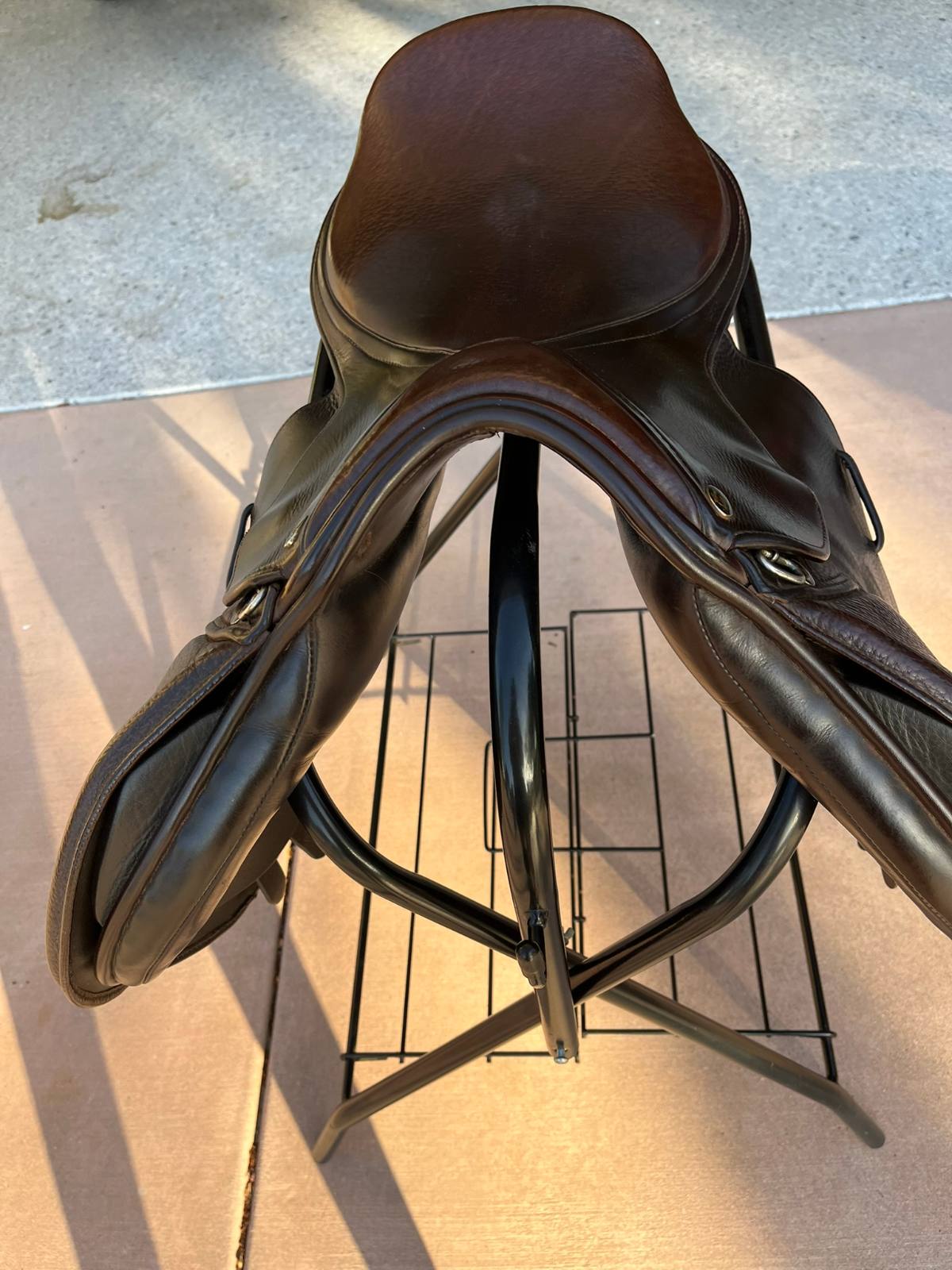 Borne Saddlery Spirit 17" MW All-Purpose Saddle + MDC Stirrups
