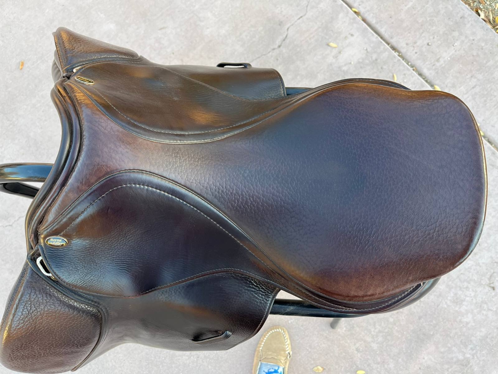 Borne Saddlery Spirit 17" MW All-Purpose Saddle + MDC Stirrups