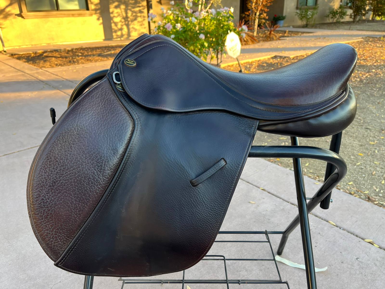 Borne Saddlery Spirit 17" MW All-Purpose Saddle + MDC Stirrups