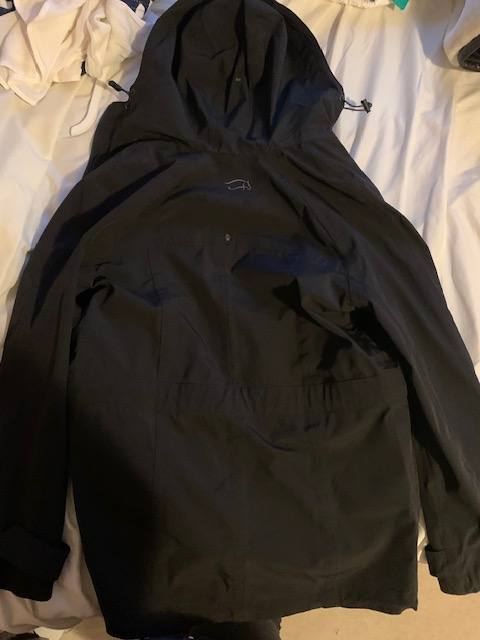CHESTNUT BAY WATERPROOF RIDING RAIN JACKET MEDIUM