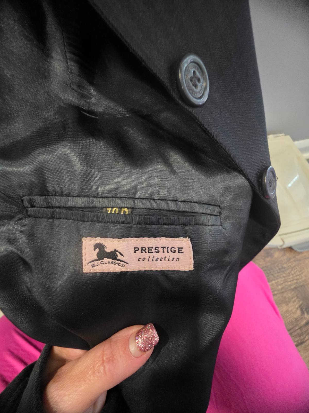 Beautiful rj classic show coat