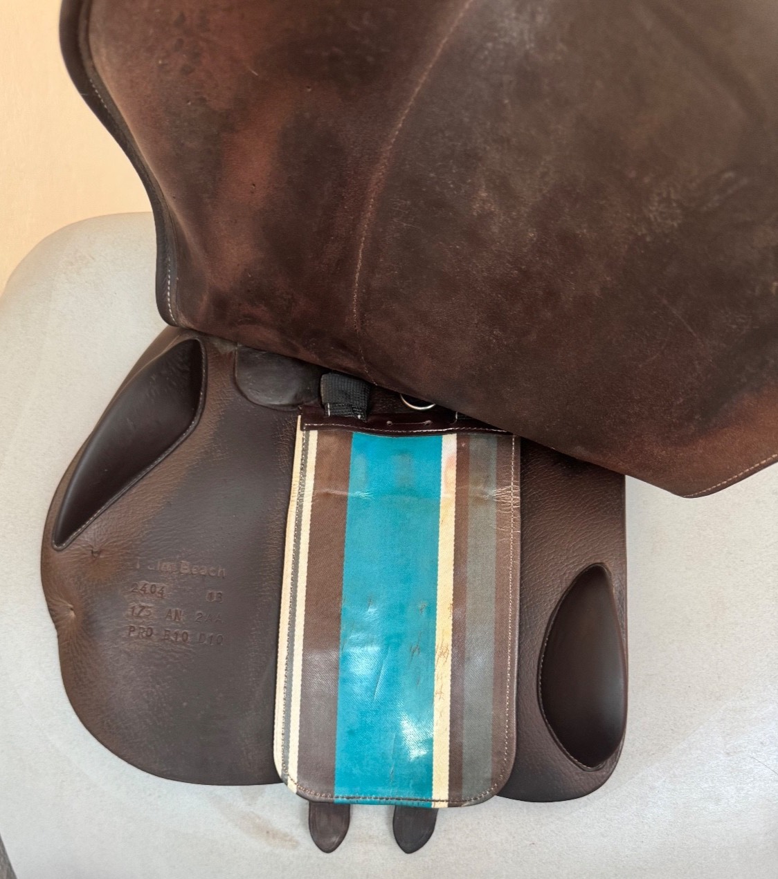 17.5” Voltaire Palm Beach PRO Saddle - 2AA Flaps - Grain / Buffalo - Excellent!