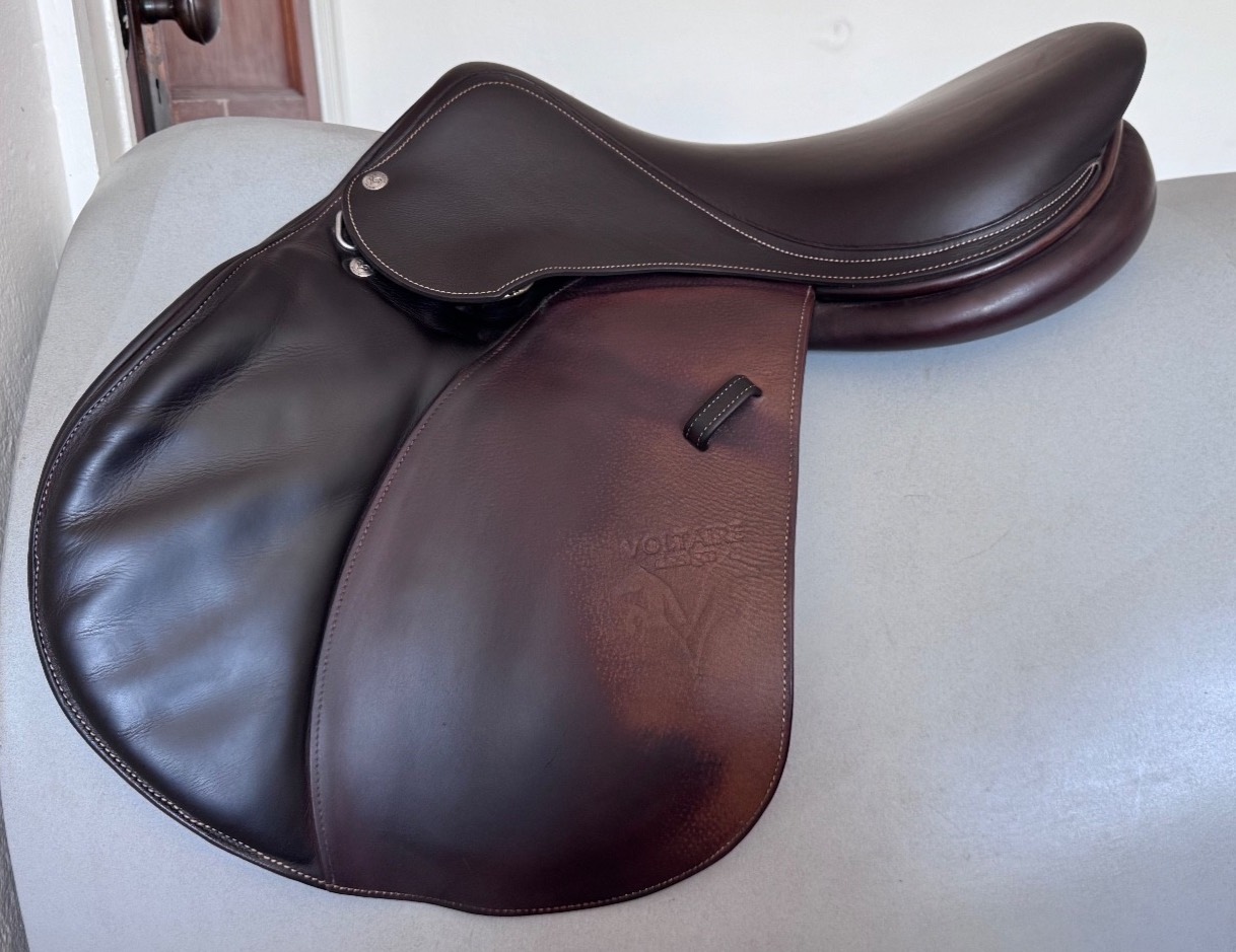 17.5” Voltaire Palm Beach PRO Saddle - 2AA Flaps - Grain / Buffalo - Excellent!