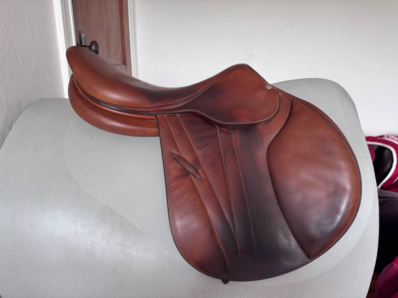 17.5" Butet Premium Saddle - 2016 - 2.50 Flaps - M Seat - Gold - Full Calf!