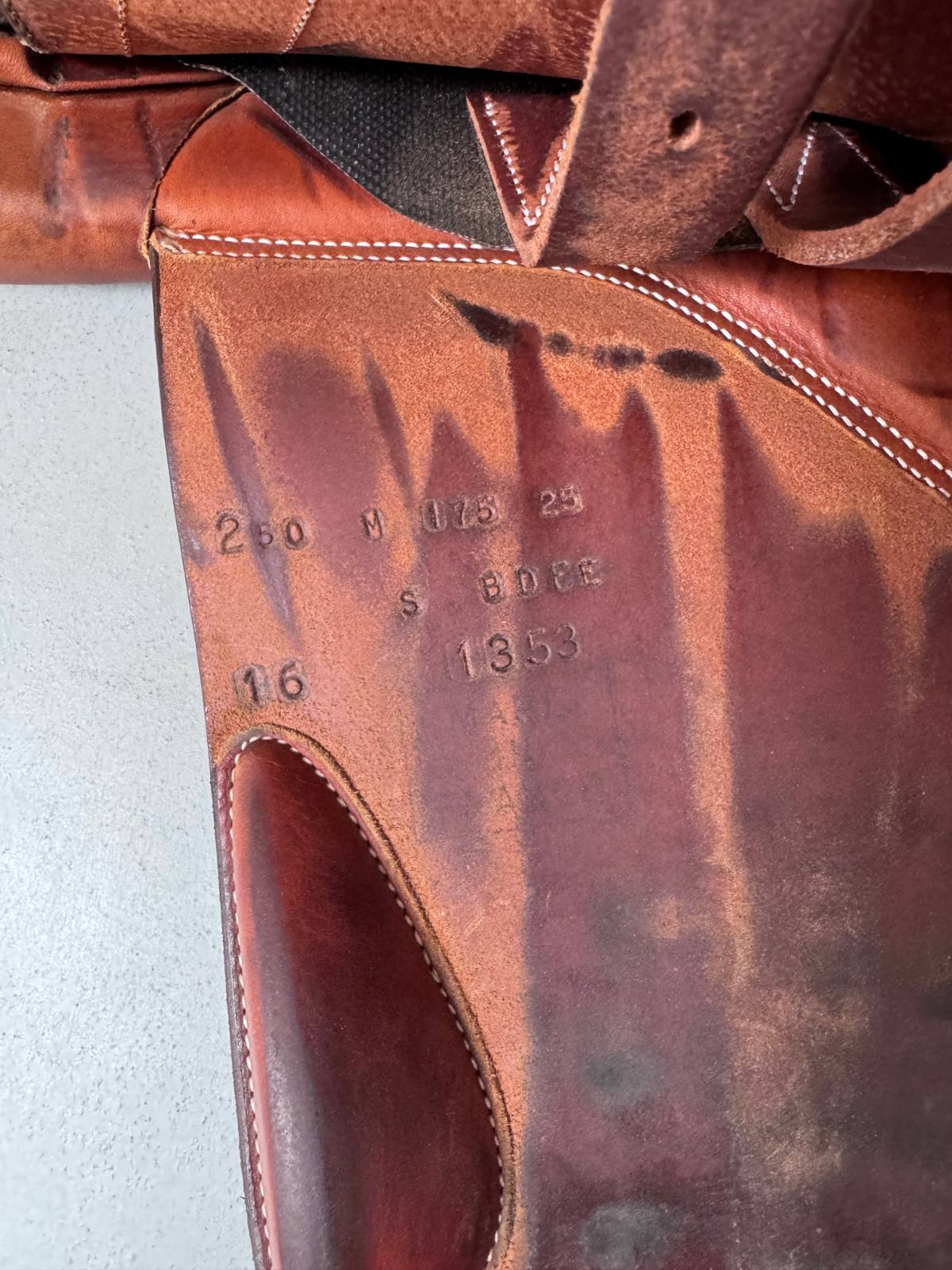 17.5" Butet Premium Saddle - 2016 - 2.50 Flaps - M Seat - Gold - Full Calf!
