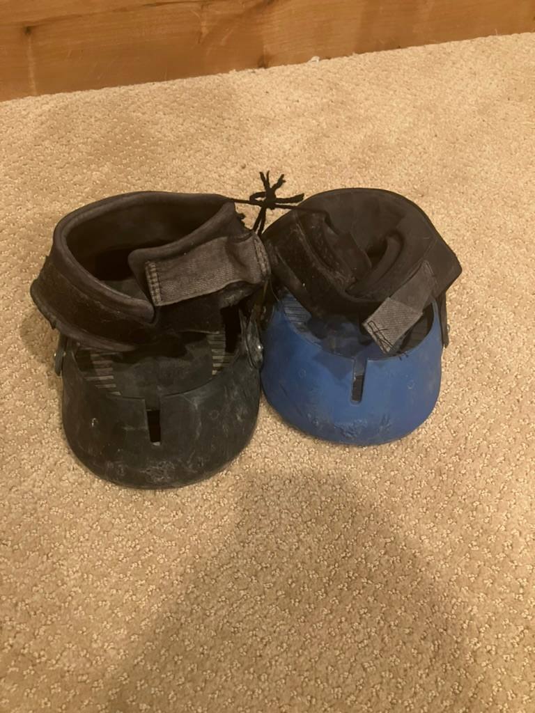 Size 4 EasyBootsGloveSoft Set