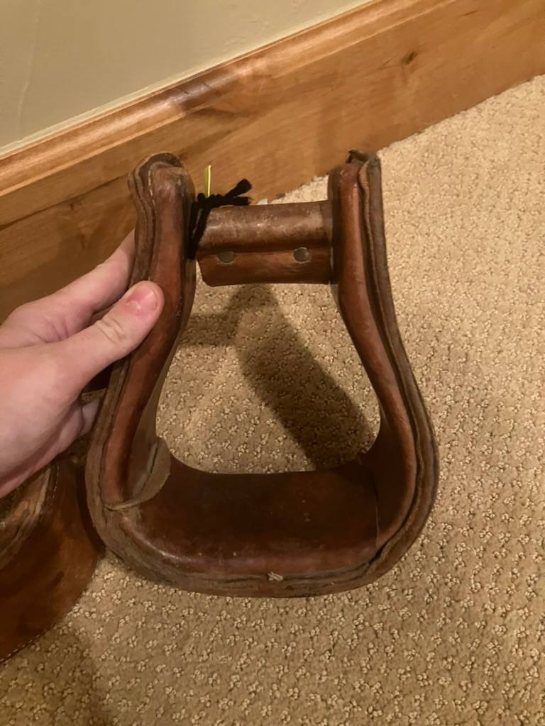 Roping Stirrups
