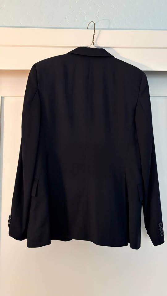 Grand Prix Navy Hunt Show Coat, Red Lining, Approx. Size 34, Made in Canada