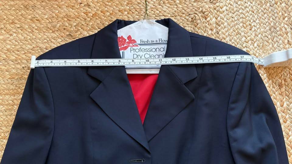 Grand Prix Navy Hunt Show Coat, Red Lining, Approx. Size 34, Made in Canada