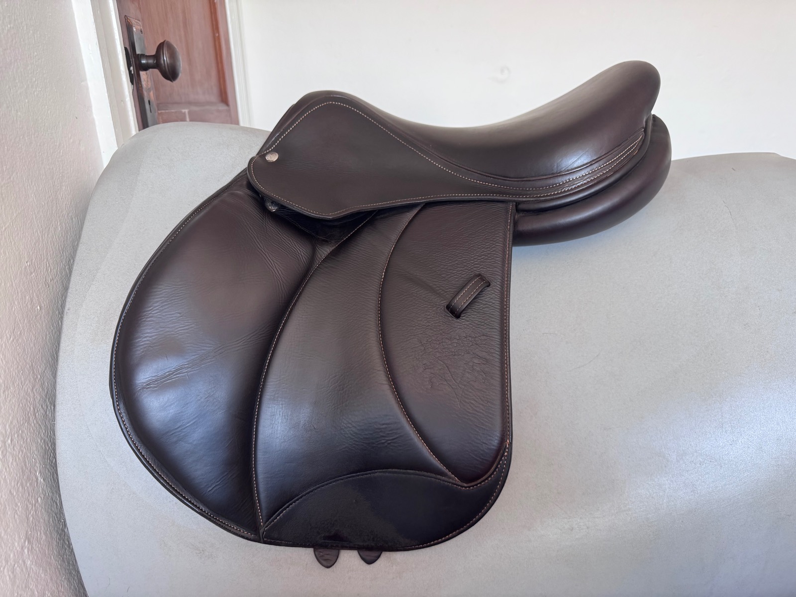 16.5" 2023 Voltaire Palm Beach PRO Saddle - 2A - Buffalo - Second Skin!