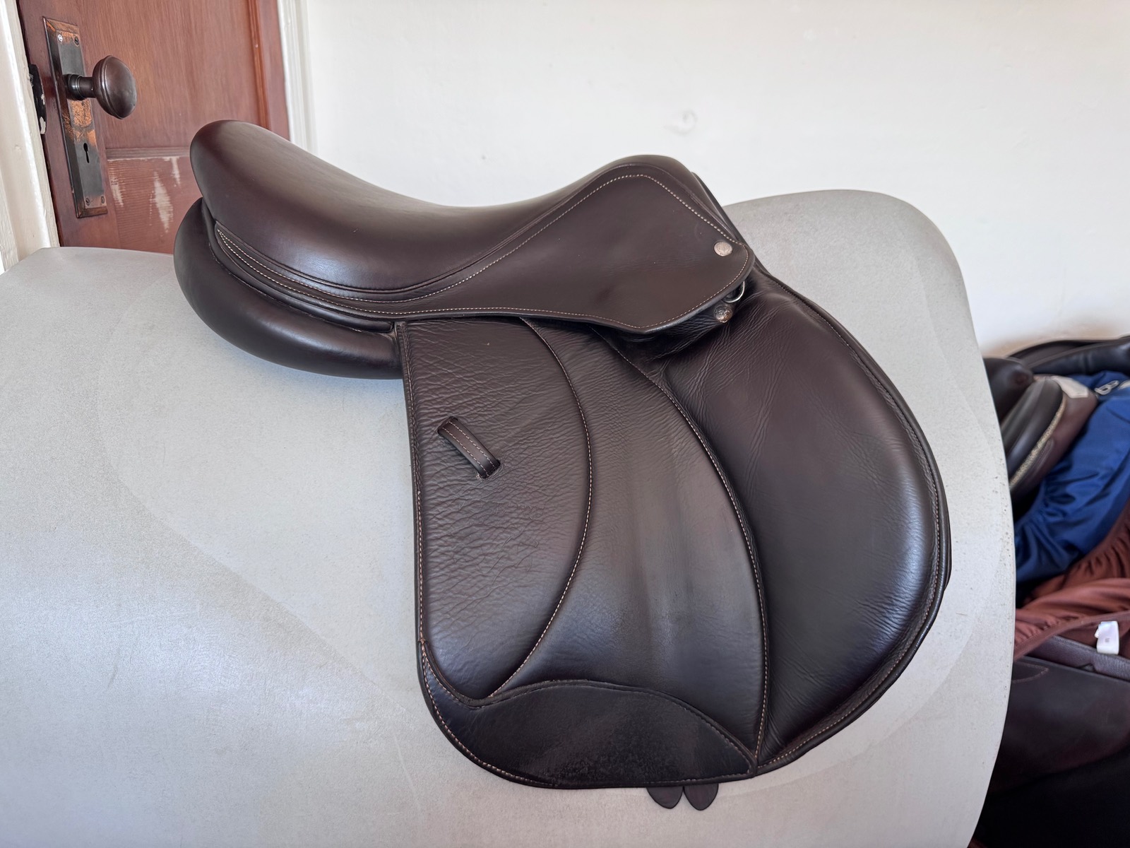 16.5" 2023 Voltaire Palm Beach PRO Saddle - 2A - Buffalo - Second Skin!
