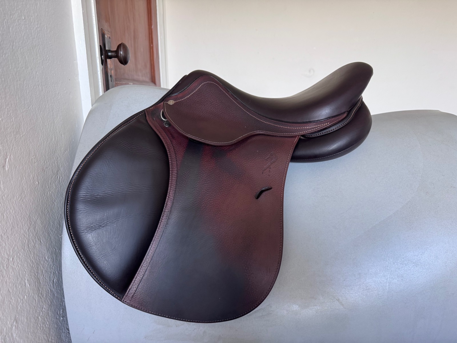 16.5" Antares Connexion Saddle - 2022 - 2A - Grain / Buffalo - WIDE Tree - MINT!