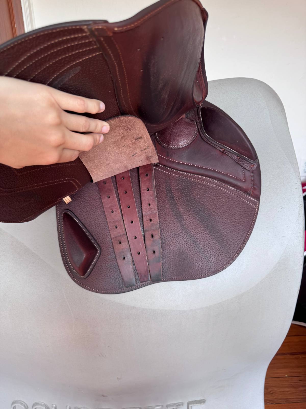17.5" 2024 CWD SE40 Mademoiselle 2Gs PRO DYNAMICK Saddle - 3C - Full Buffalo - MINT!