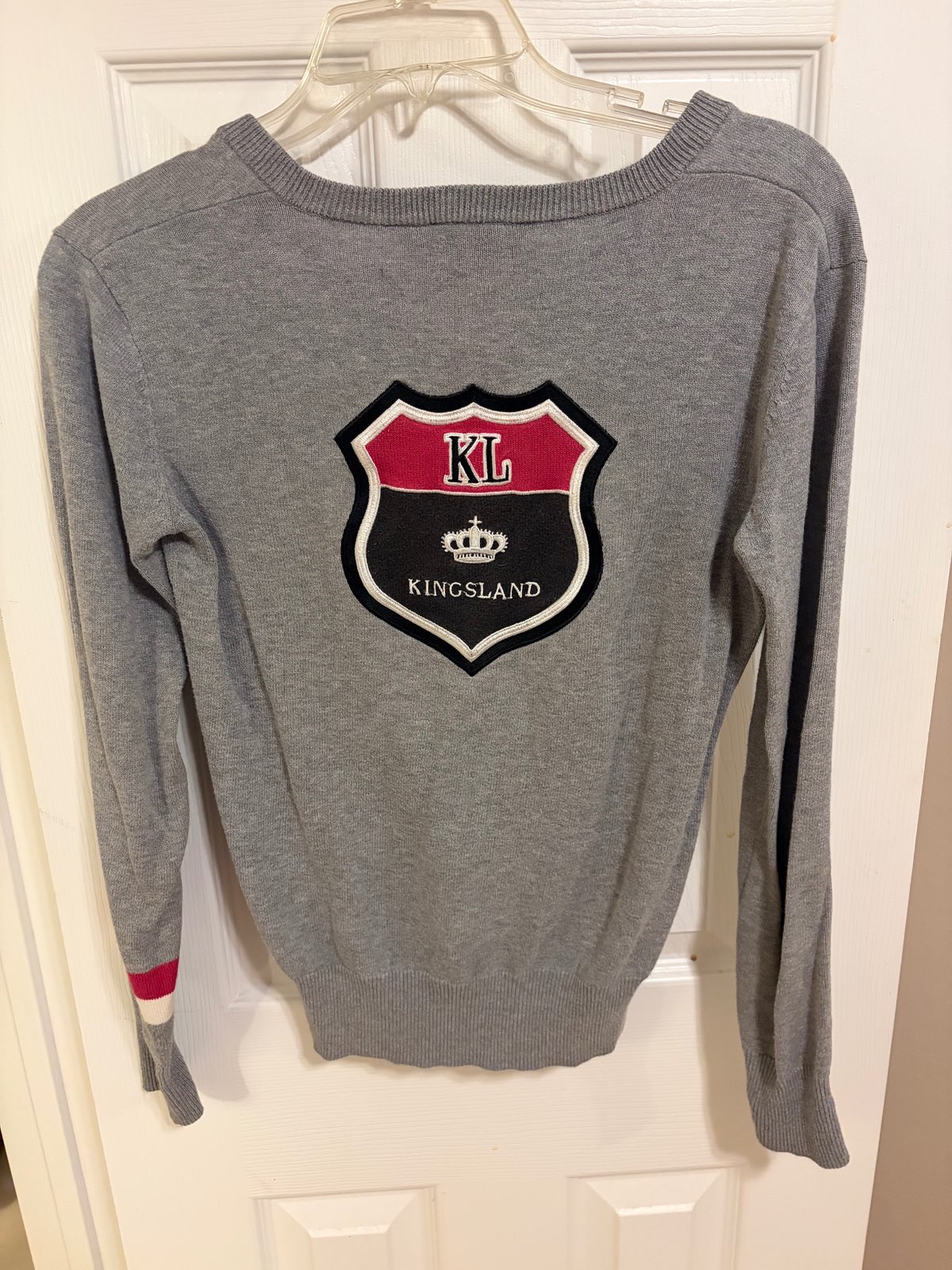 KINGSLAND Vneck sweater XS