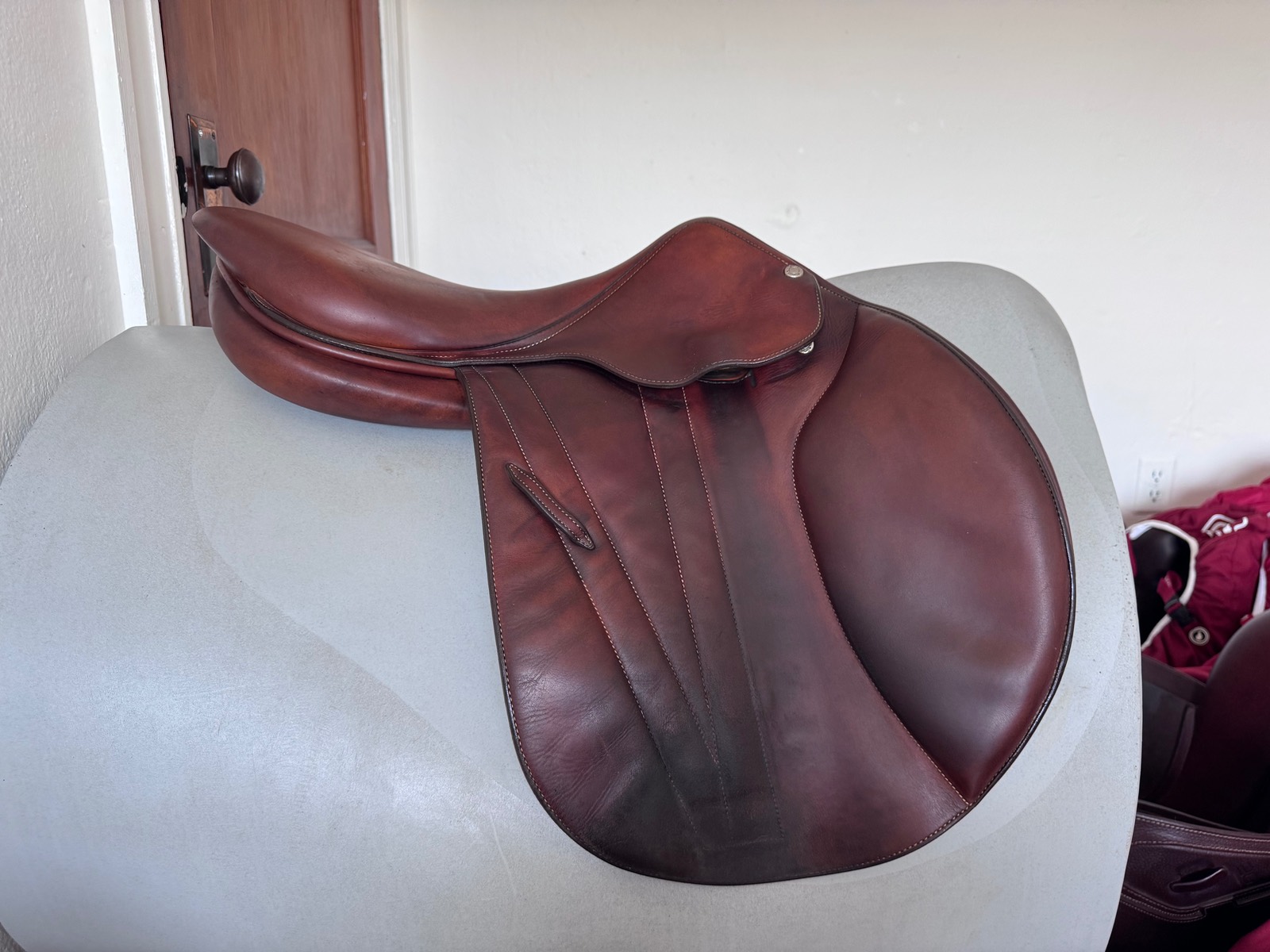 18" Butet Premium Saddle - 2016 - 2.25 - "P" Flat Seat - Full Calf!