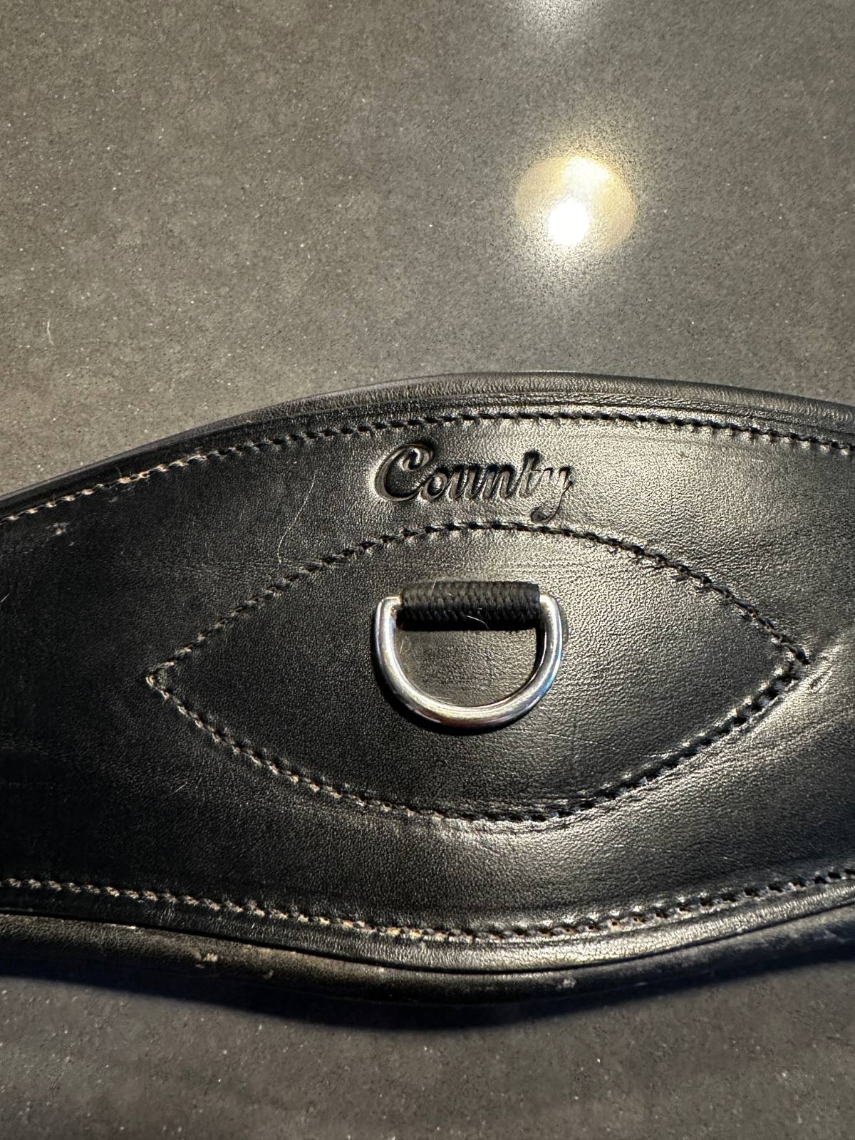 56" County Logic Girth Black
