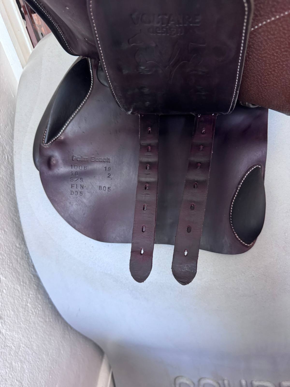 16" Voltaire Palm Beach PRO Saddle - 2019 - 2 Flaps - Full Buffalo
