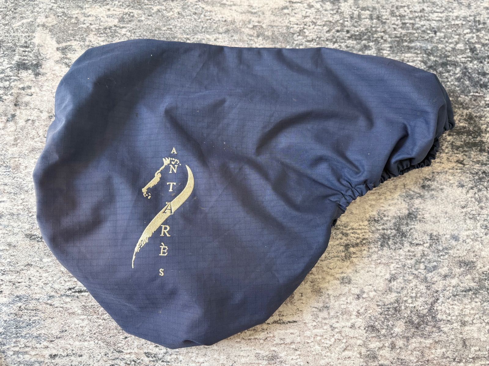 Antares Saddle Cover (JUMP) for saddles 16.5" +
