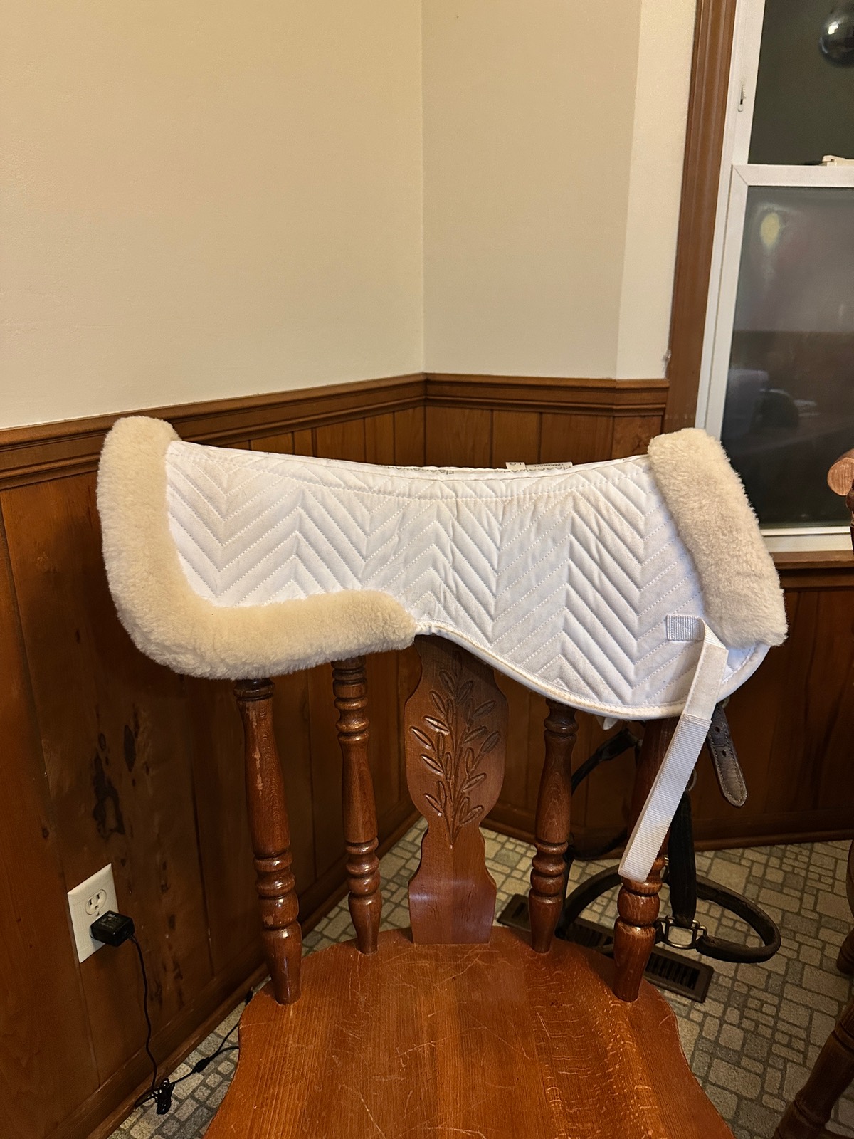 Fleeceworks Therawool Classic Half Pad with Rolled Edge