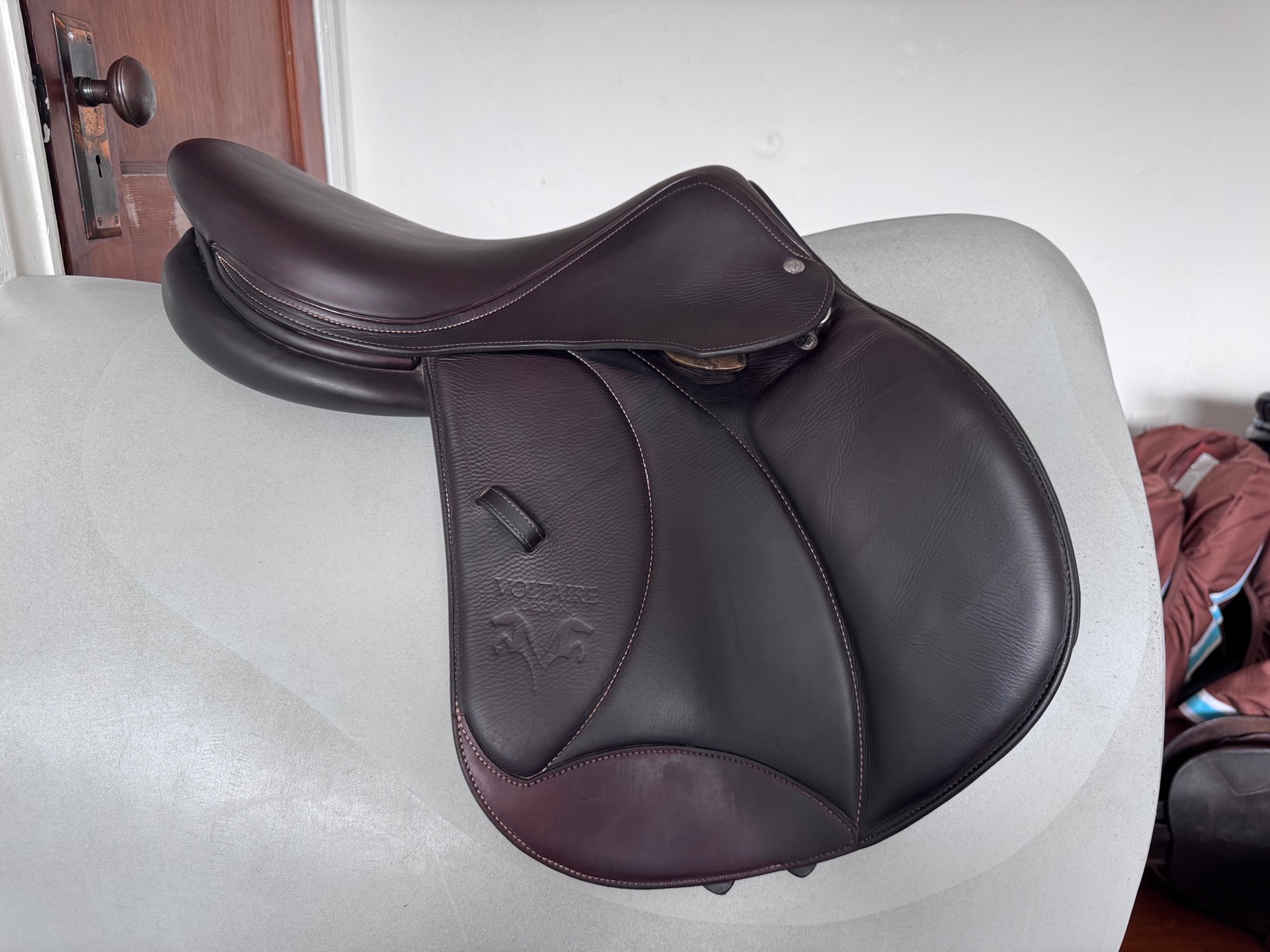 16.5" Voltaire Palm Beach PRO Saddle - 2022 - 1A - Full Buffalo - Second Skin!