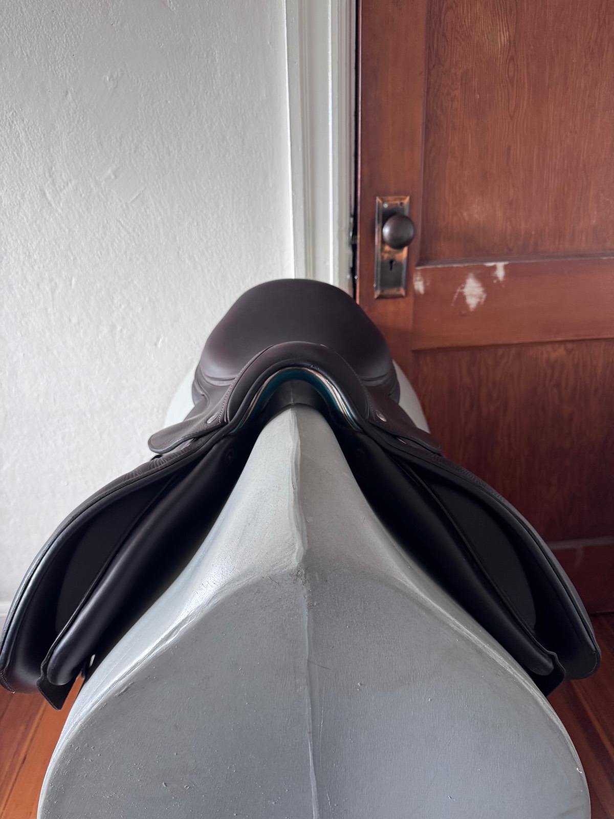 16.5" Voltaire Palm Beach PRO Saddle - 2022 - 1A - Full Buffalo - Second Skin!