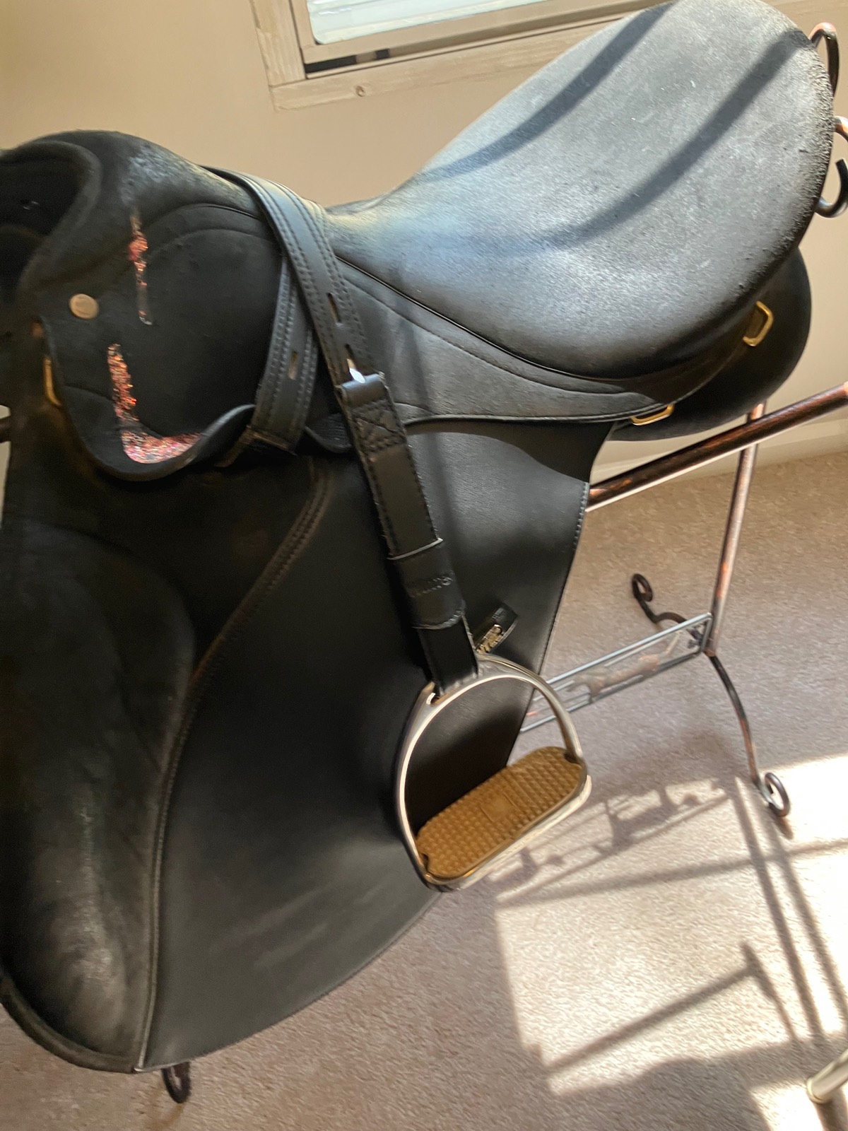 WinTec saddle  black