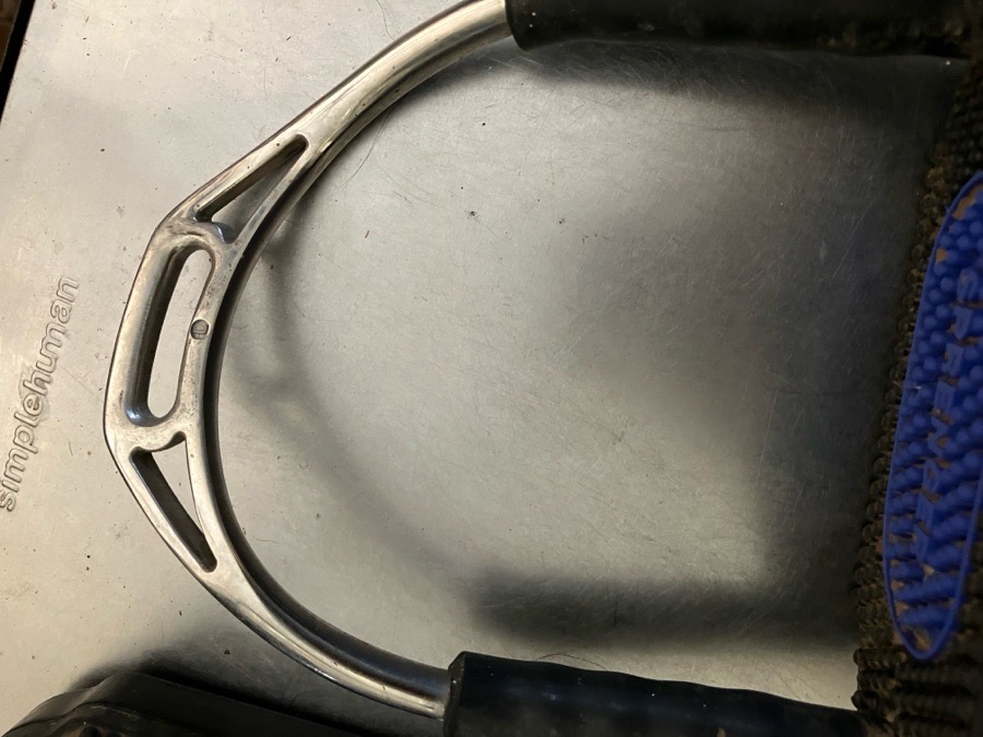 Herm Sprenger stirrups