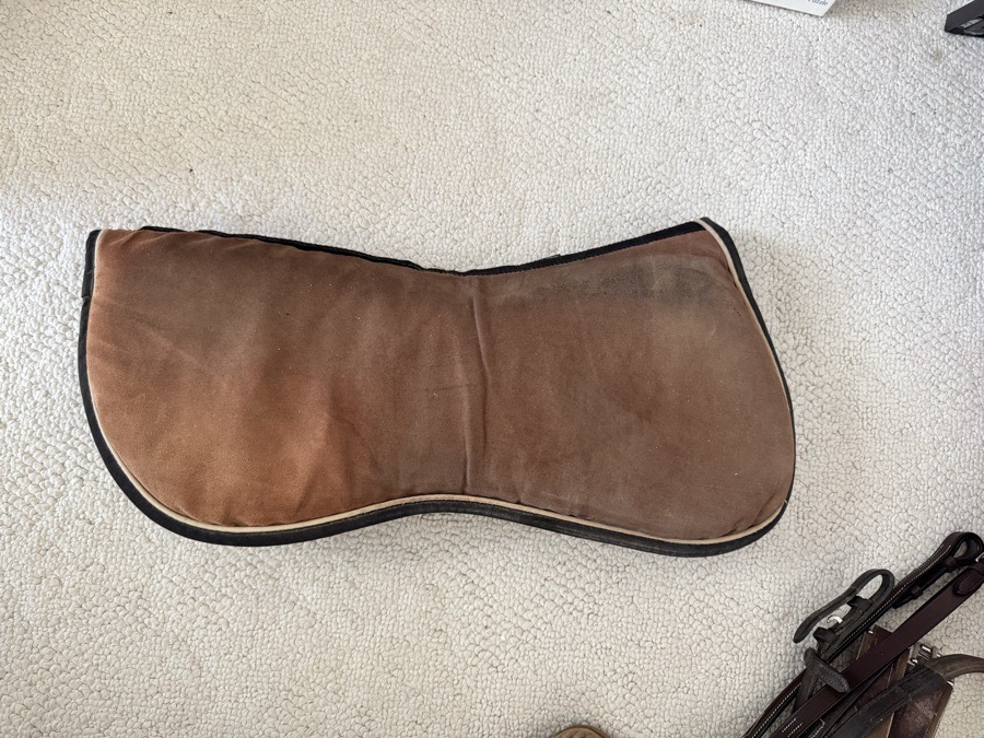 OGILVY Half Pad One Size Fits All