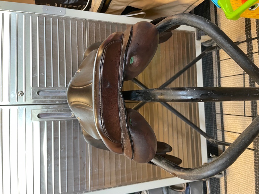 Equipe Emporio Jumping Saddle