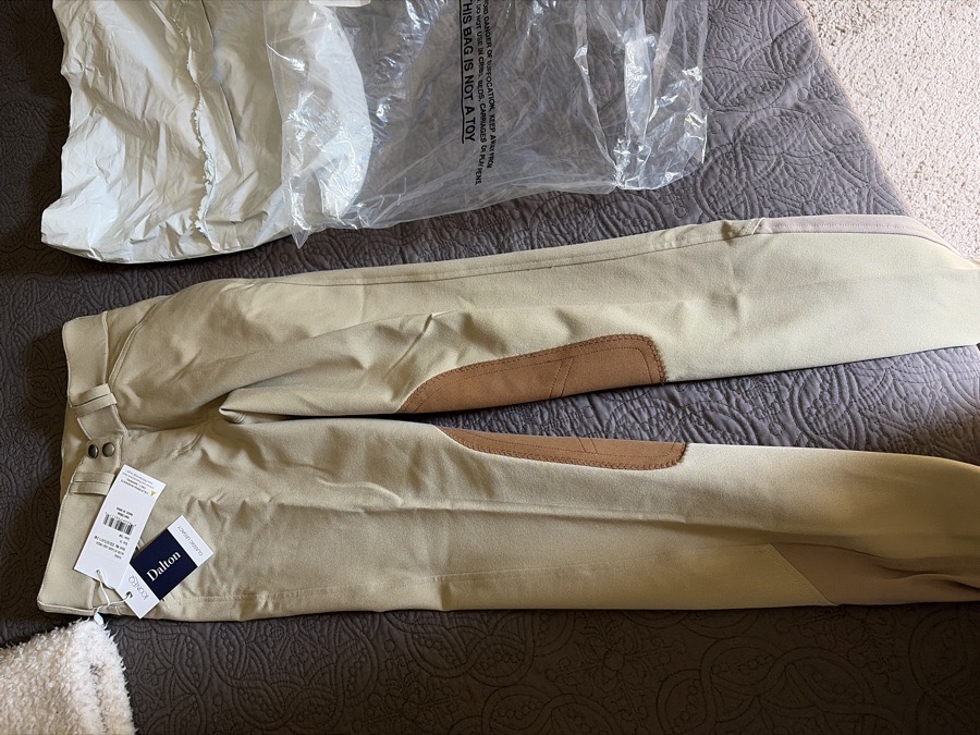 Women’s show breeches 
