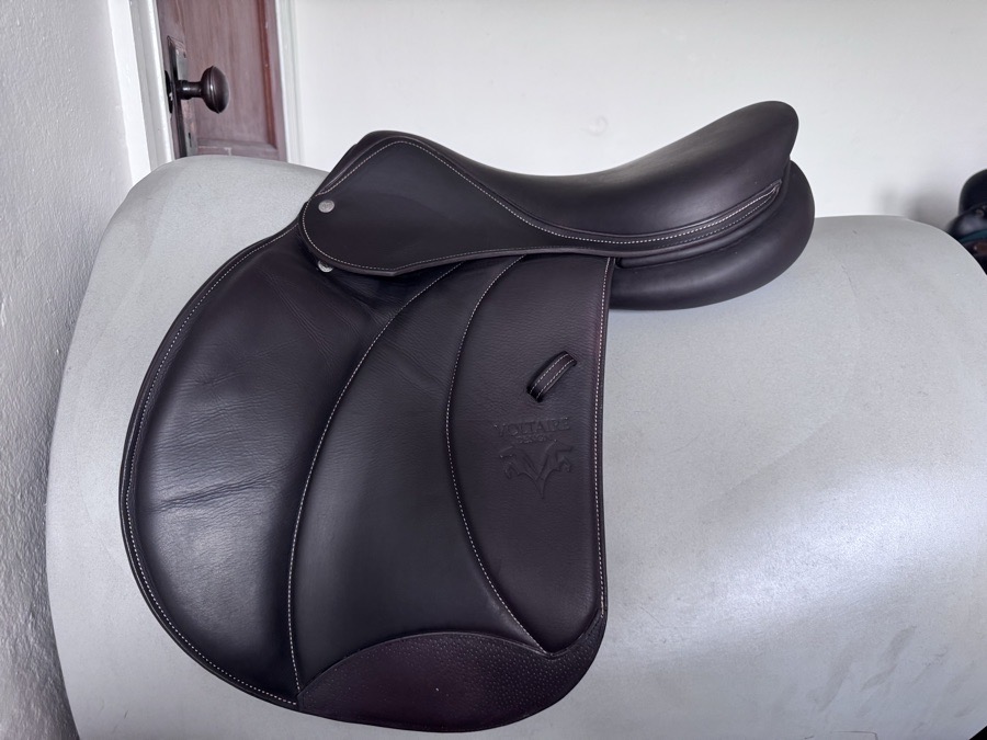 17” 2023 Voltaire Palm Beach Saddle - 4A - Full Buffalo! 