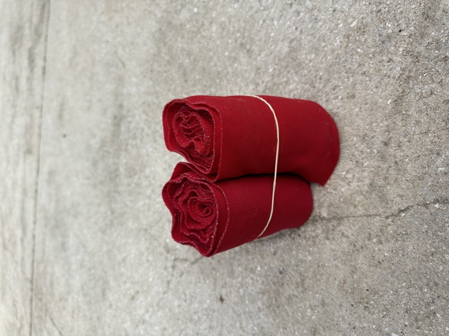 Red Standing Wraps