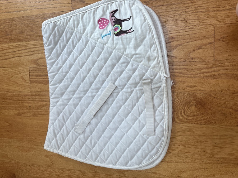 I ❤️🐴white saddlepad