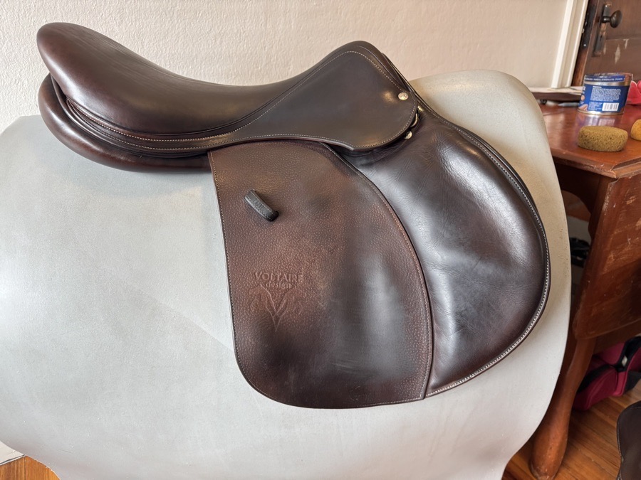 19” Voltaire Palm Beach PRO Saddle - 3AAR - 2015 - Grained Buffalo