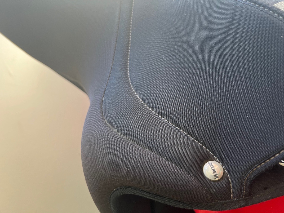 All purpose Wintec light 16” saddle 