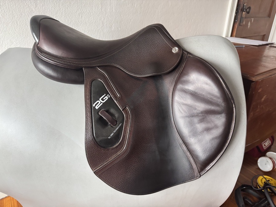 17.5” 2022 CWD SE25 2Gs Saddle - 3C - Grain / Buffalo