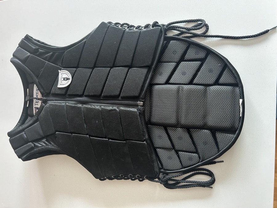 Tipperary body protector 