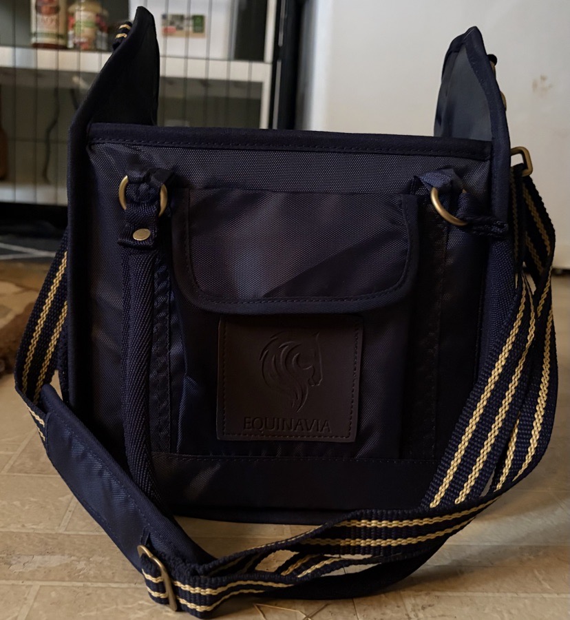 EQUINAVIA At The Barn