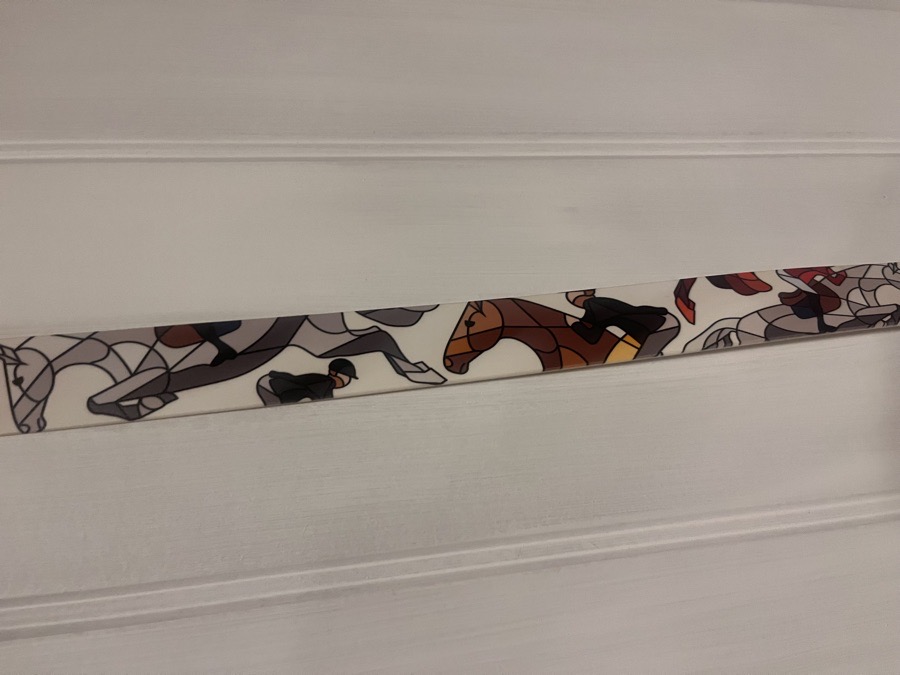 C4 “Horse on the loose” belt