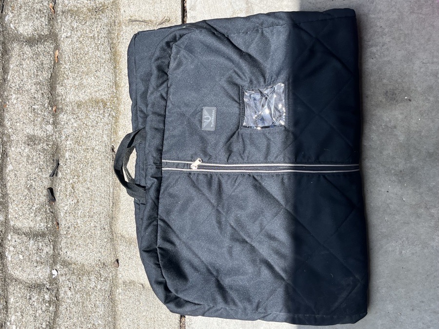 Tuffrider garmet bag