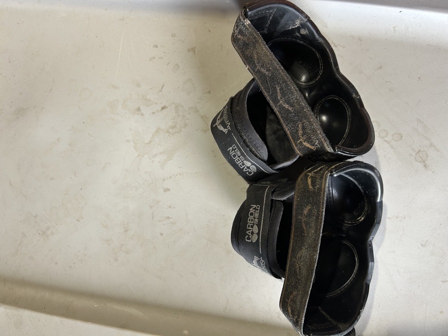 Veredus Carbon Shield Boots