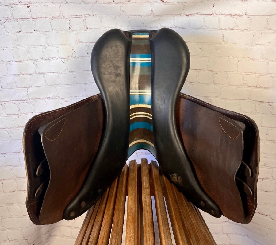 Voltaire | Stuttgart | 18” | 3AA
