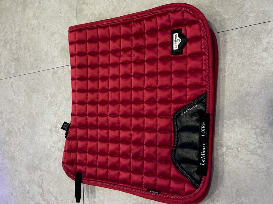 Loire Classic Dressage Square Papaya