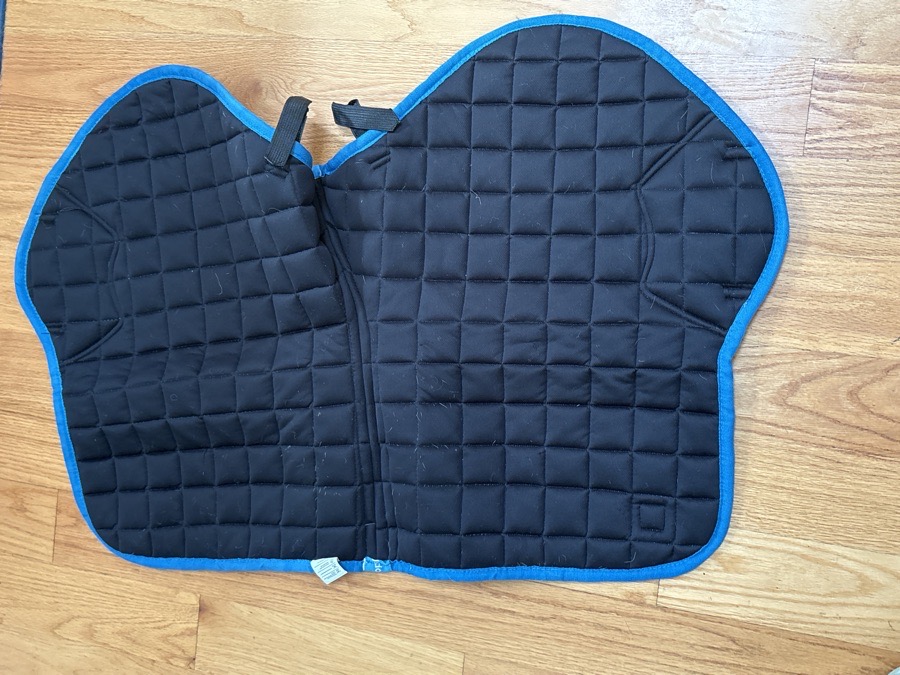 Gallop shop saddlepad + ear bonnet set