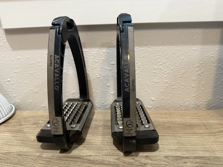 Acavallo Alupro Stirrups
