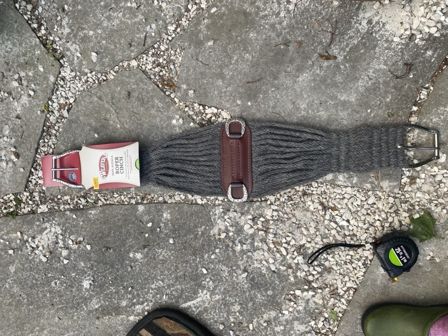 WEAVER Roper-Style Alpaca Cinch