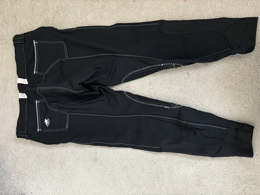 34R Smartpak Piper Evolution Mid-rise, black with white, knee patch. Used