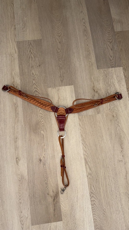 1 1/12 Breast Collar