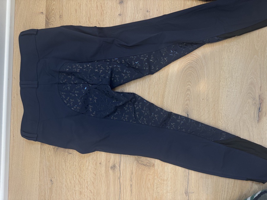 R.J. Classics Full Seat Breech 