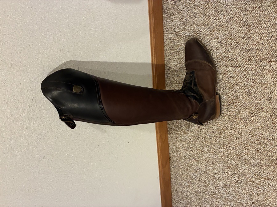 MOUNTAIN HORSE Boots 11 tall narrow